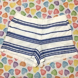 LOFT Women’s White Shorts 🩳 with Blue Thread 🧵 Sewing designed FLAT FRONT